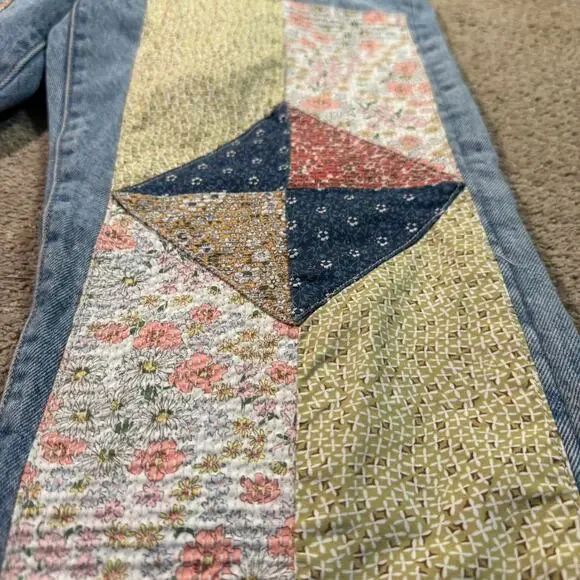Levi's 501XX Women's Jeans 27x32 150th Anniversary Patchwork quilt button fly - Picture 6 of 8